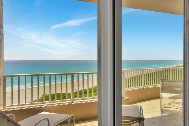 Building Photo - 700 Ocean Royale Way