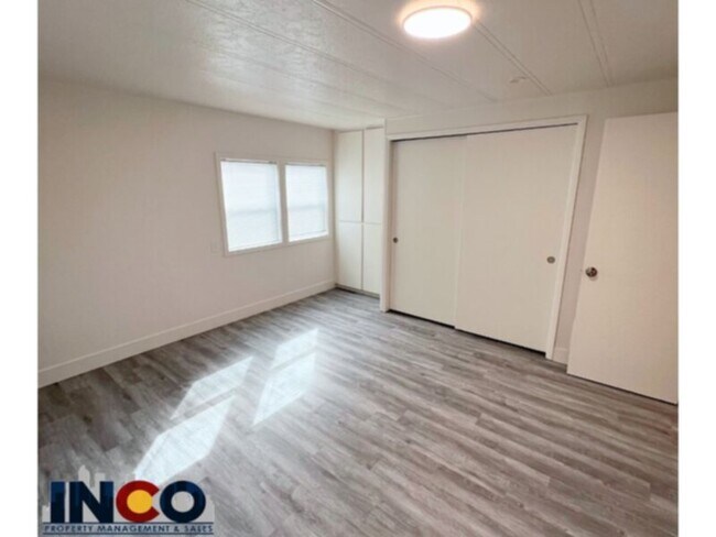Building Photo - 8480 Adams Way