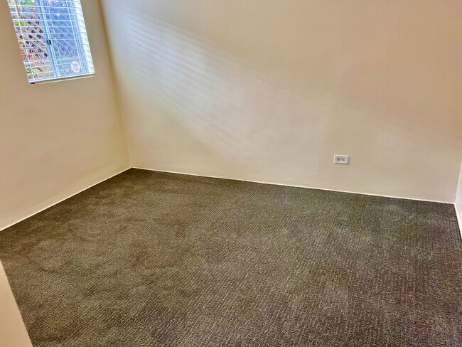 Building Photo - 4096 Ibis St