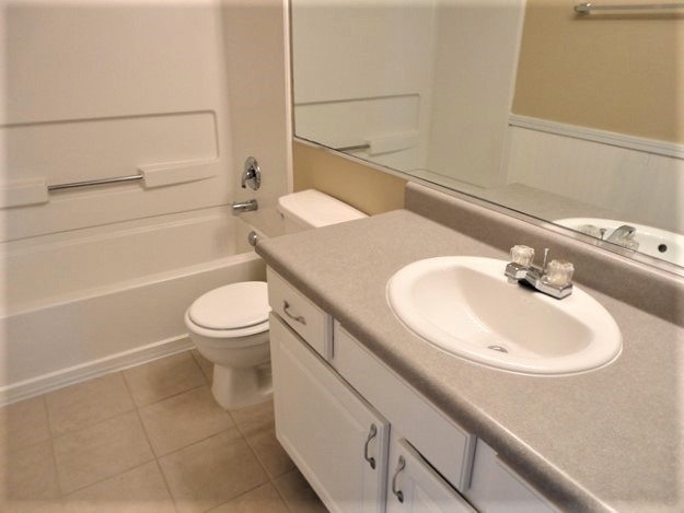 Building Photo - 9892 Cedarstone Ln