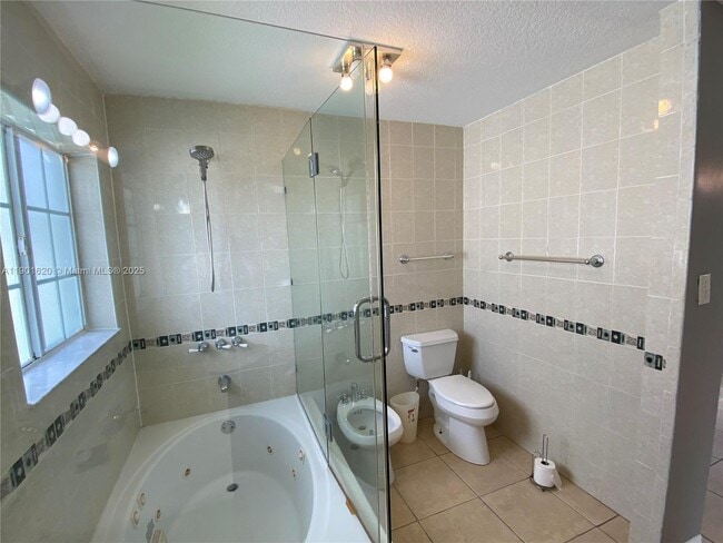 Building Photo - 17136 SW 143rd Pl