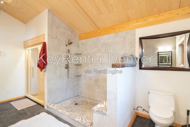 Building Photo - 9567 Ute Dr