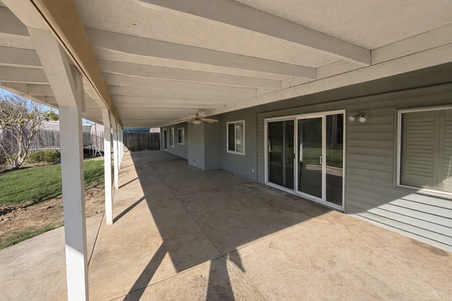 Building Photo - 18847 Arrowhead Dr