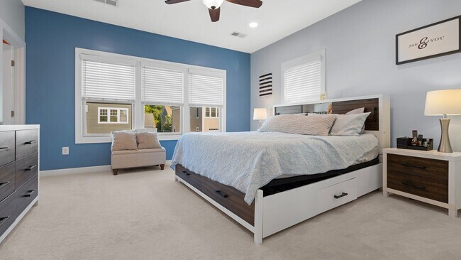 Building Photo - 337 Osona Ln