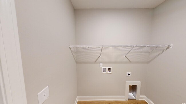 Building Photo - 1016 Moen Lp