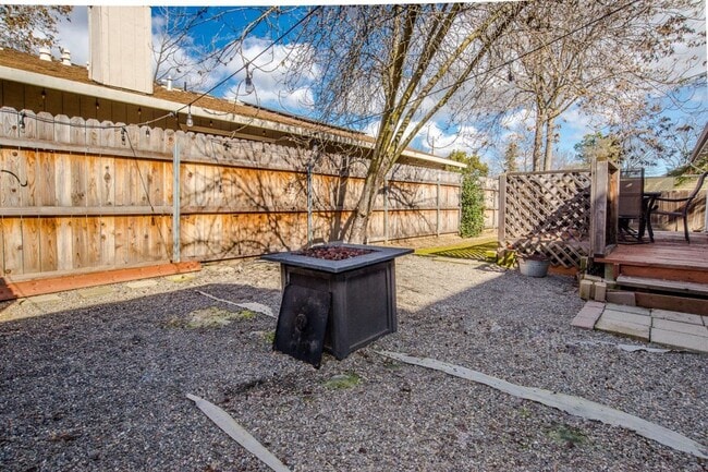 Building Photo - Four Bedroom 2 Bath home available for rent