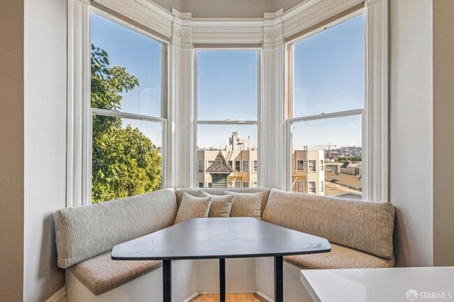 Building Photo - 1259 Guerrero St