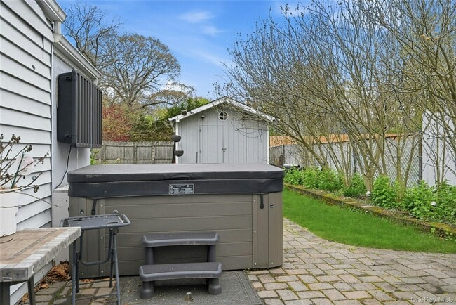 Building Photo - 38 Ormond Ave