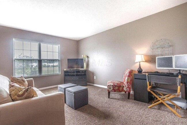 Building Photo - 5660 Caledonia Dr