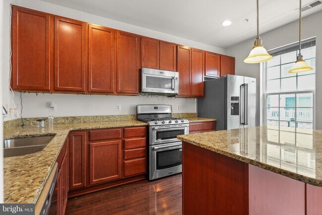Building Photo - 9624 Westerdale Dr