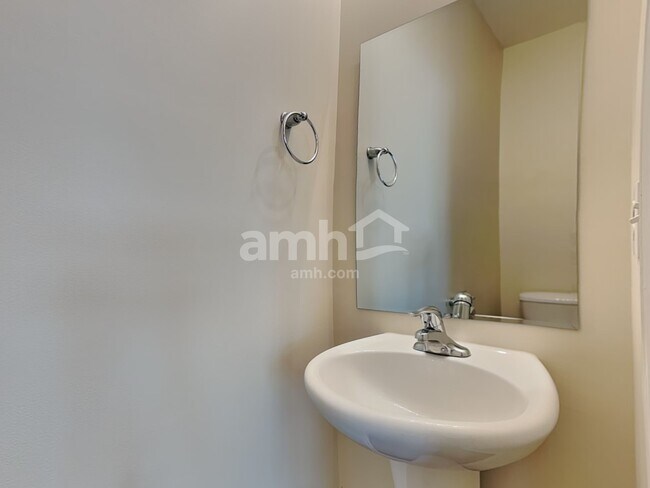 Building Photo - 4311 Hampstead Heath Dr