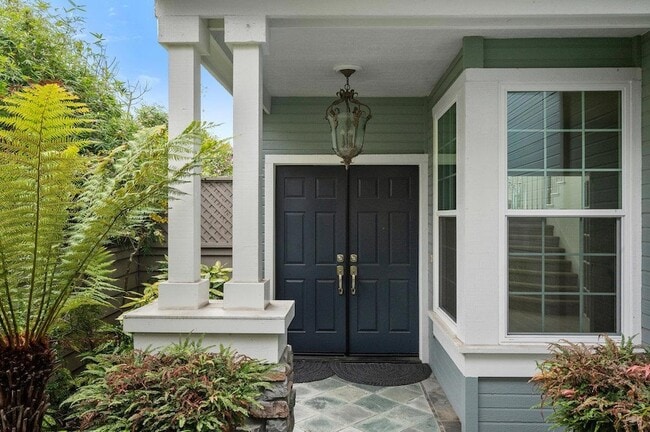 Building Photo - 142 Monaco Dr