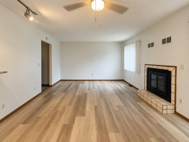 Building Photo - 145 Prospect Ave