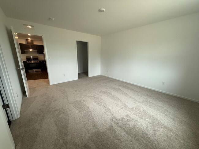 Building Photo - Brand New 3 Bedroom Home in Reserve in the Pines – Modern Living in a Prime Location