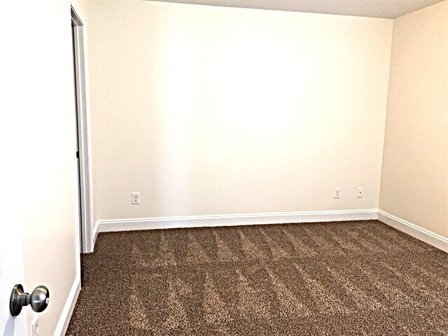 Building Photo - 452 Brick Kiln Dr