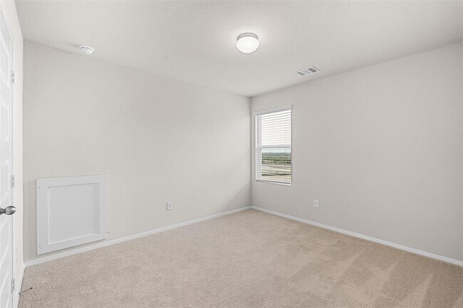 Building Photo - 2606 Derwent Dr