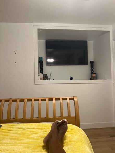 Master bedroom AC separate Fan and 55 inch TV - 3512 Pacific Ave