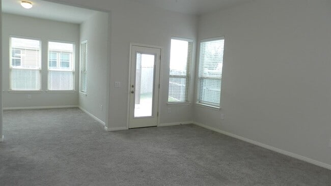 Building Photo - 12012 Reindeer Dr