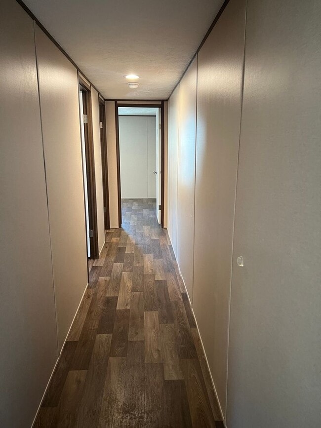 Building Photo - AVAILABLE NOW & SUPER close to Downtown Aynor!