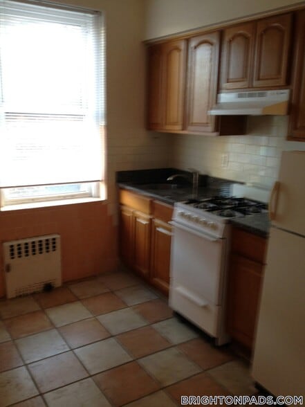 Building Photo - 75 Kilsyth Rd