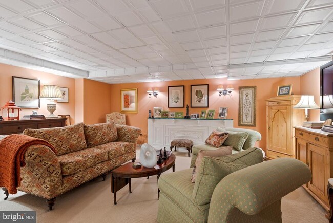 Building Photo - 4 Brettagne