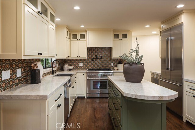 Building Photo - 33791 Granada Dr