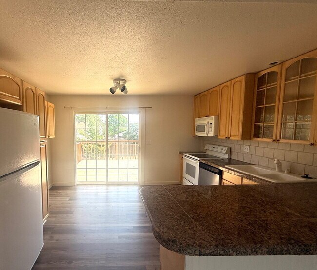 Building Photo - 15731 E Amherst Pl