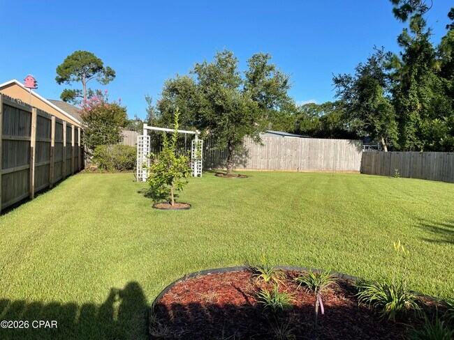 Building Photo - 107 Twilight Bay Dr