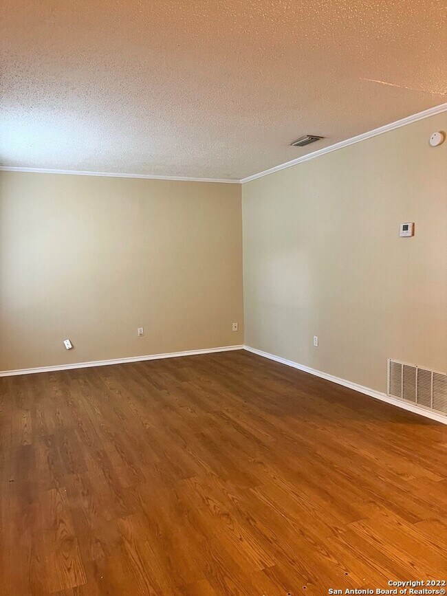 Building Photo - 228 Coopwood Ave
