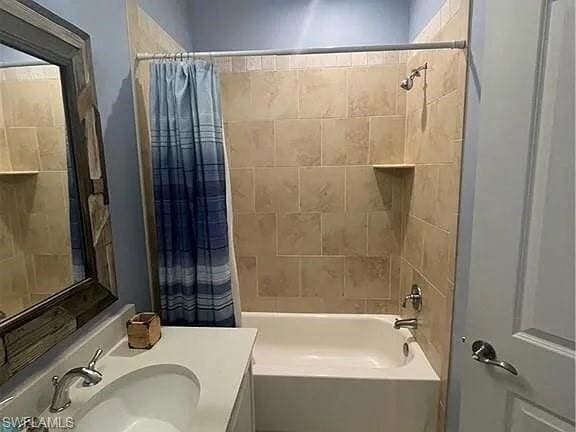 Building Photo - 7139 Greenwood Park Cir
