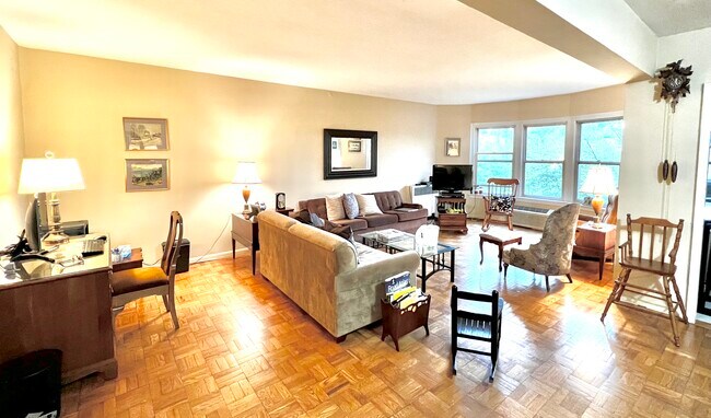 Living room - 2500 Q St NW