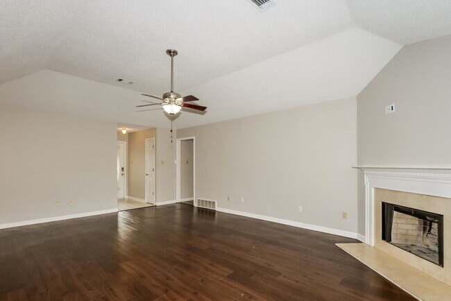 Building Photo - 6940 Brady Hill Dr