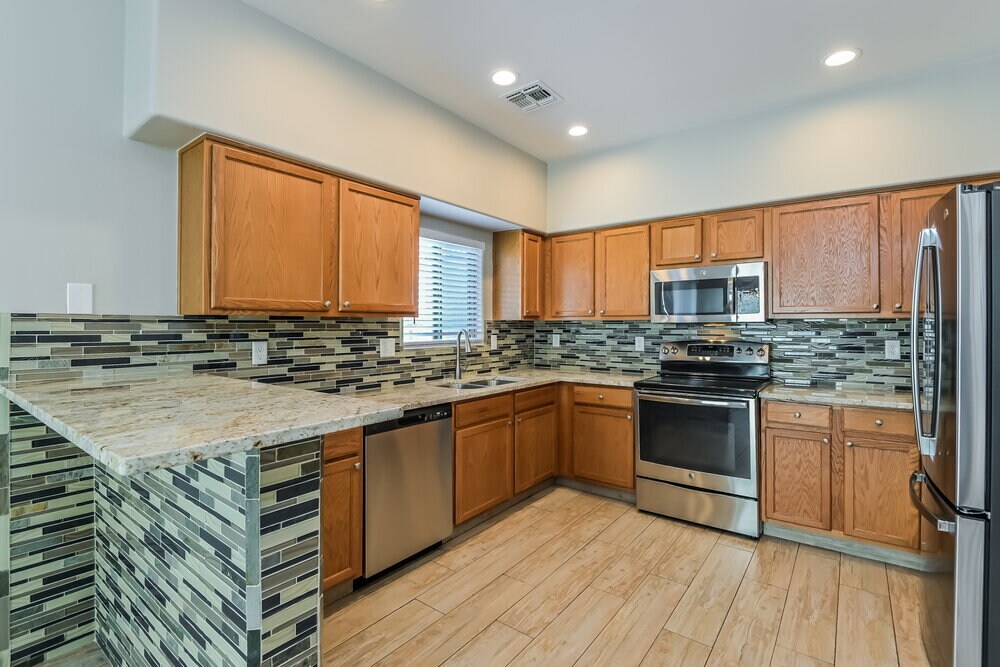 Building Photo - 14863 S Avenida Cucana