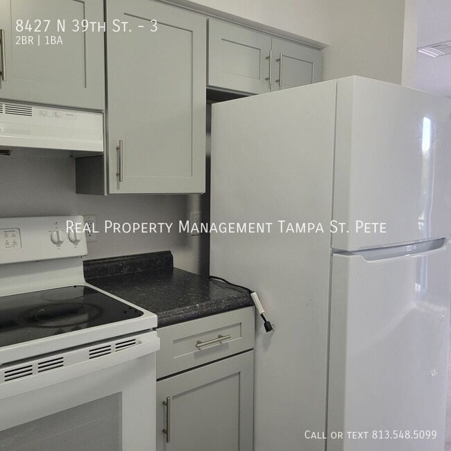 Building Photo - 8427 N 39th St