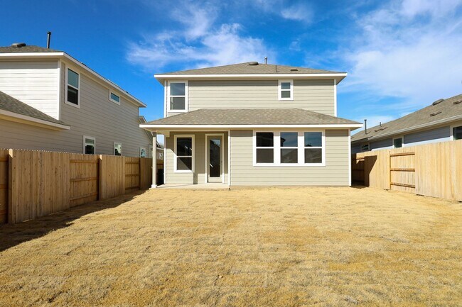 Building Photo - 105 Bent Trl Ln
