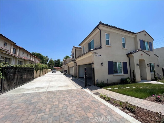 Building Photo - 5716 Temple City Blvd