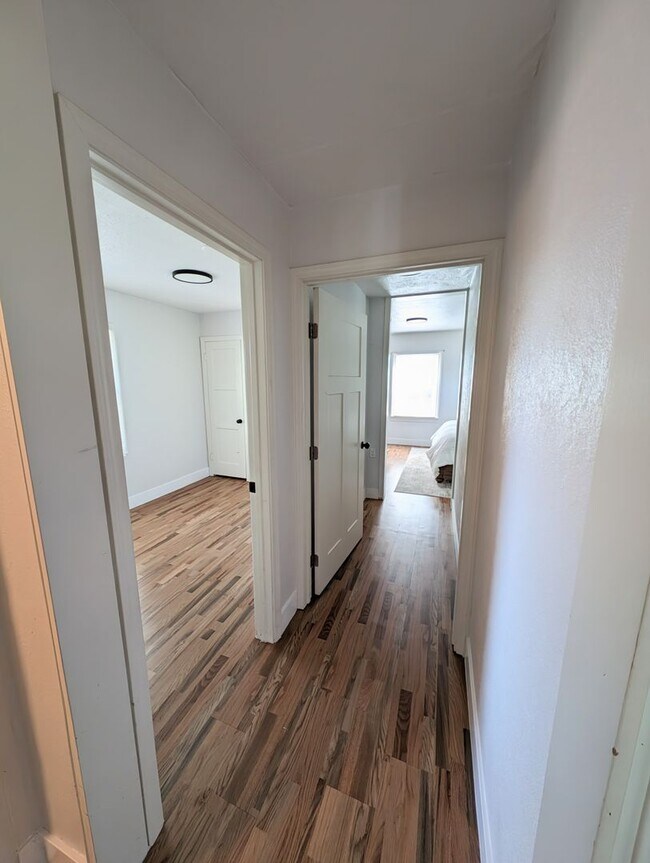 Building Photo - Updated 3 Bedroom Charmer in the Heart of ...