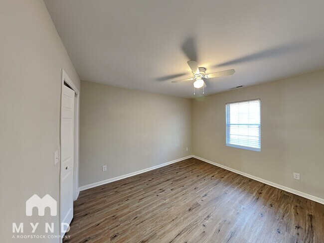 Building Photo - 3288 Anderson Mountain Rd