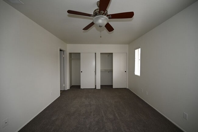 Building Photo - Spacious 3 Bed / 2.5 Bath Townhome in Gated Community – El Cajon
