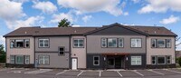Building Photo - Amazing 1 bedroom 1 bath Apartment Home in Lynden