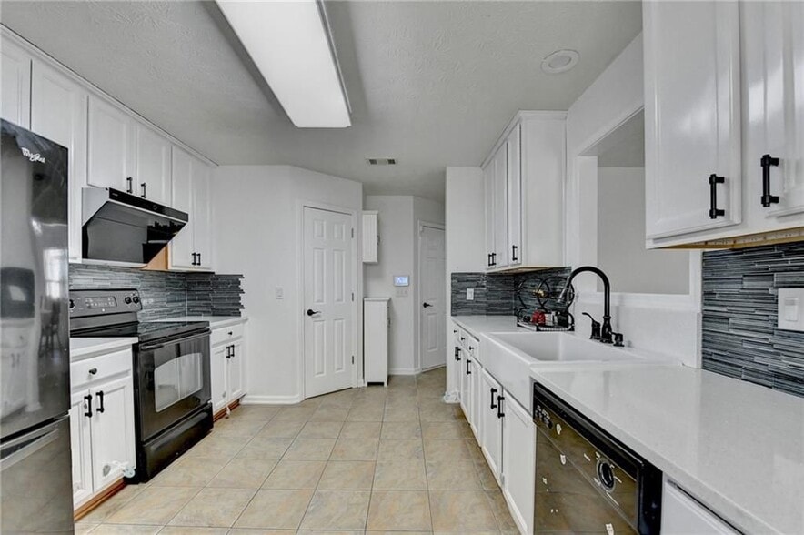 Building Photo - 3411 Galloping Bend Way