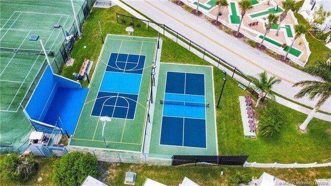 Building Photo - 1077 Nettles Blvd