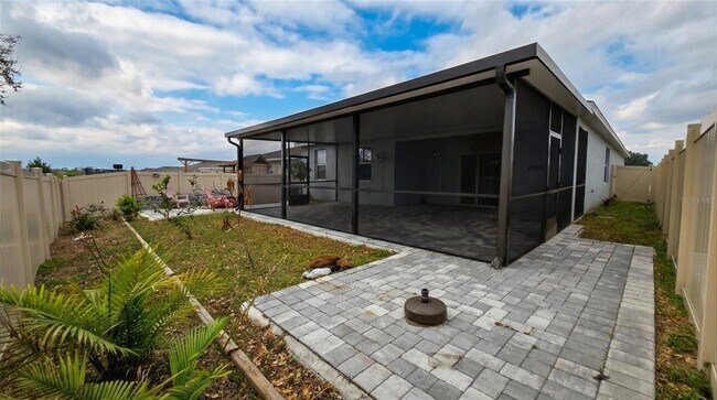 Building Photo - 693 Crown Rose Dr