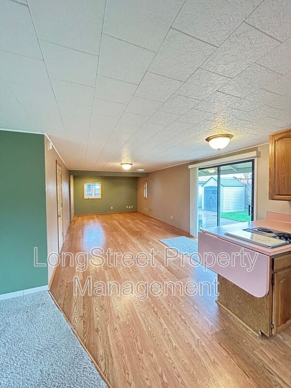 Building Photo - 2917 Takena St SW