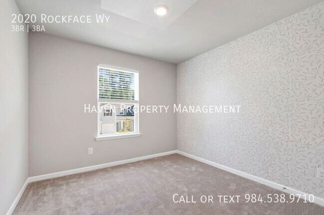 Building Photo - 2020 Rockface Wy