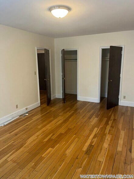 Building Photo - 550 Belmont St