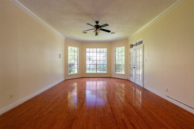 Building Photo - 11826 Primwood Dr