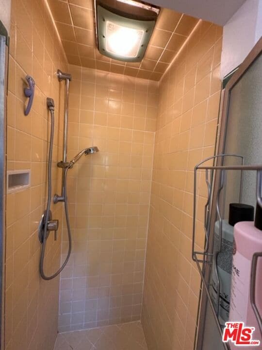 Building Photo - 1207 S Ogden Dr