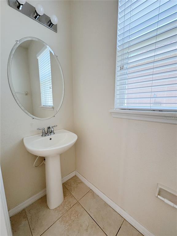Building Photo - 2428 Chateau Lp