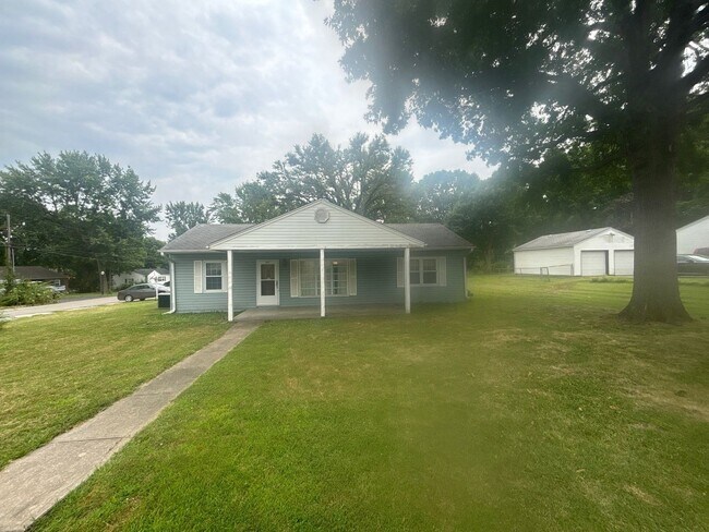 Building Photo - 607 NE 73rd Terrace